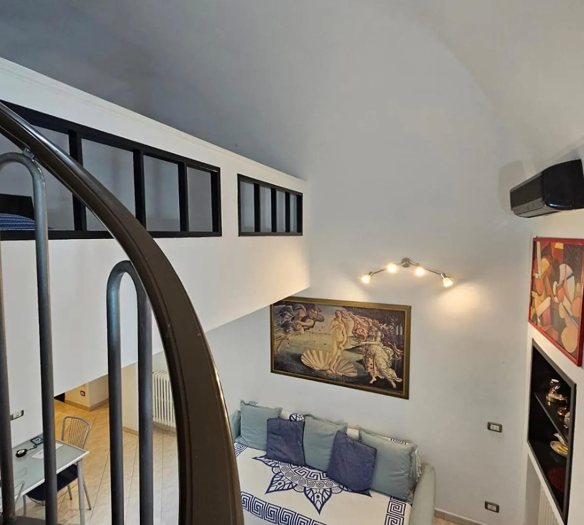 Homestay Dany House Apartment Bari